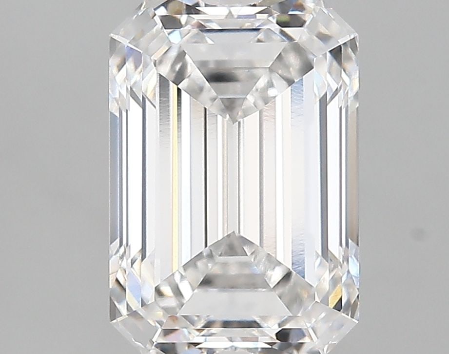 IGI Emerald 3.9ct E VVS2 - Loose Lab Diamond: IGI Emerald 3.9ct E VVS2 - Loose Lab Diamond Item Specifics: Source: This Is A Real Diamond Grown In A Lab Not Mined. Carat: 3.9 Cut: - Color: E Clarity: VVS2 Polish: EX Symmetry: EX Measurements: 10.