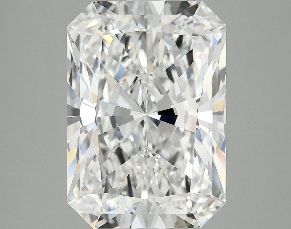 IGI Radiant 4.05ct E VVS2 - Loose Lab Diamond: IGI Radiant 4.05ct E VVS2 - Loose Lab Diamond Item Specifics: Source: This Is A Real Diamond Grown In A Lab Not Mined. Carat: 4.05 Cut: - Color: E Clarity: VVS2 Polish: EX Symmetry: EX Measurements: 1