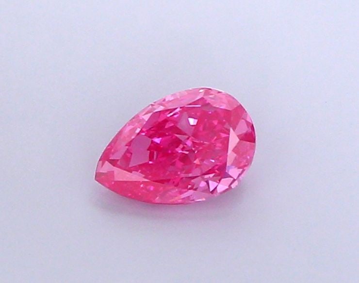 IGI Pear 1.09ct Fancy Vivid Pink VVS2 - Loose Lab Diamond: IGI Pear 1.09ct Fancy Vivid Pink VVS2 - Loose Lab Diamond Item Specifics: Source: This Is A Real Diamond Grown In A Lab Not Mined. Carat: 1.09 Cut: - Color: Fancy Vivid Pink Clarity: VVS2 Polish: VG S