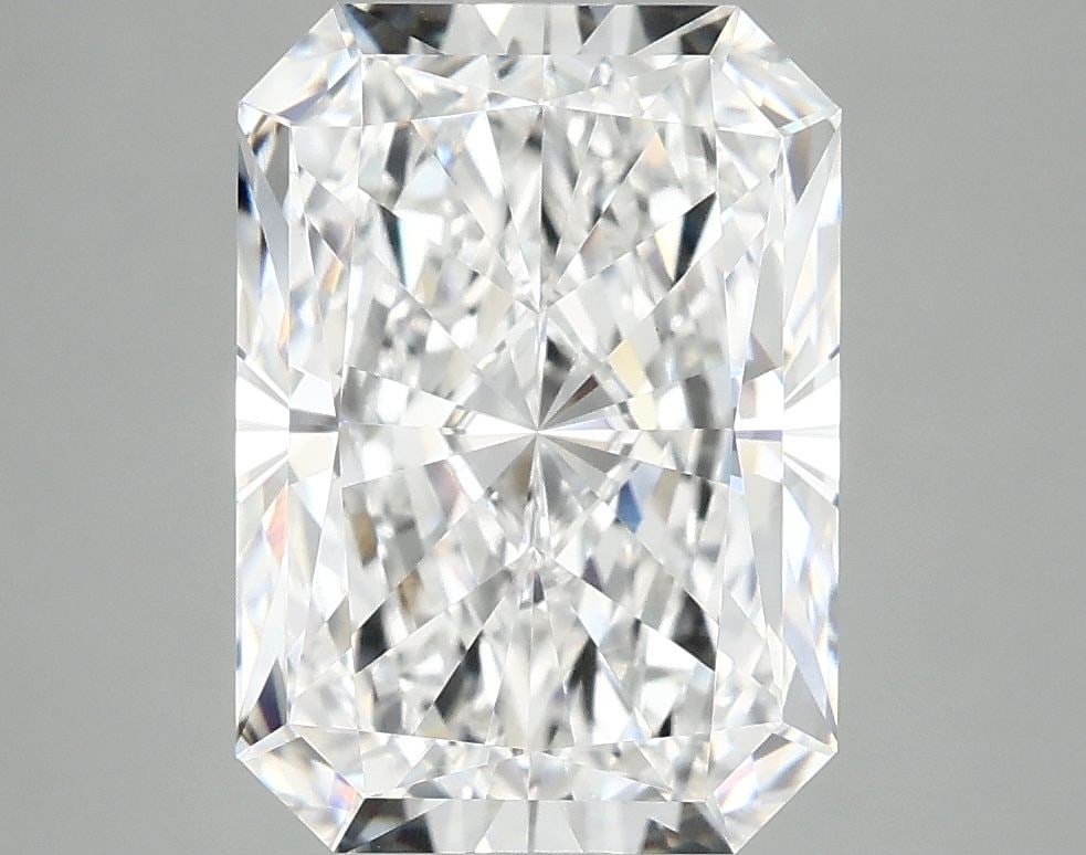 IGI Radiant 4.18ct D VVS2 - Loose Lab Diamond: IGI Radiant 4.18ct D VVS2 - Loose Lab Diamond Item Specifics: Source: This Is A Real Diamond Grown In A Lab Not Mined. Carat: 4.18 Cut: - Color: D Clarity: VVS2 Polish: EX Symmetry: EX Measurements: 1