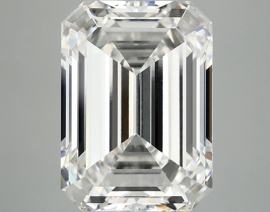 IGI Emerald 7.2ct E VVS2 - Loose Lab Diamond: IGI Emerald 7.2ct E VVS2 - Loose Lab Diamond Item Specifics: Source: This Is A Real Diamond Grown In A Lab Not Mined. Carat: 7.2 Cut: - Color: E Clarity: VVS2 Polish: EX Symmetry: EX Measurements: 12.