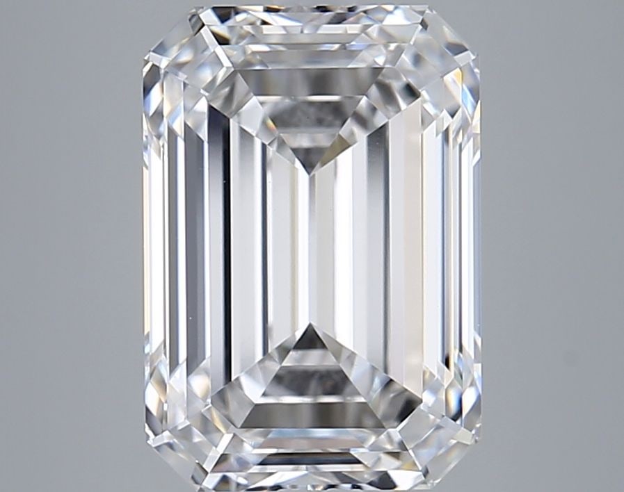 GIA Emerald 5.18ct E VVS2 - Loose Lab Diamond: GIA Emerald 5.18ct E VVS2 - Loose Lab Diamond Item Specifics: Source: This Is A Real Diamond Grown In A Lab Not Mined. Carat: 5.18 Cut: - Color: E Clarity: VVS2 Polish: EX Symmetry: EX Measurements: 1