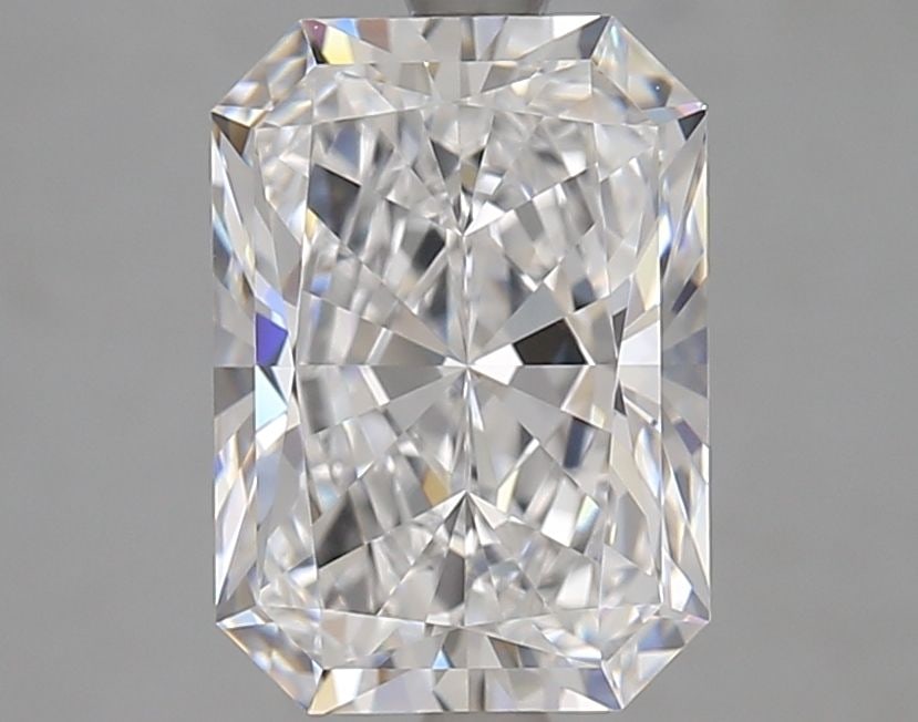 GIA Radiant 3.13ct D VVS2 - Loose Lab Diamond: GIA Radiant 3.13ct D VVS2 - Loose Lab Diamond Item Specifics: Source: This Is A Real Diamond Grown In A Lab Not Mined. Carat: 3.13 Cut: - Color: D Clarity: VVS2 Polish: EX Symmetry: EX Measurements: 1