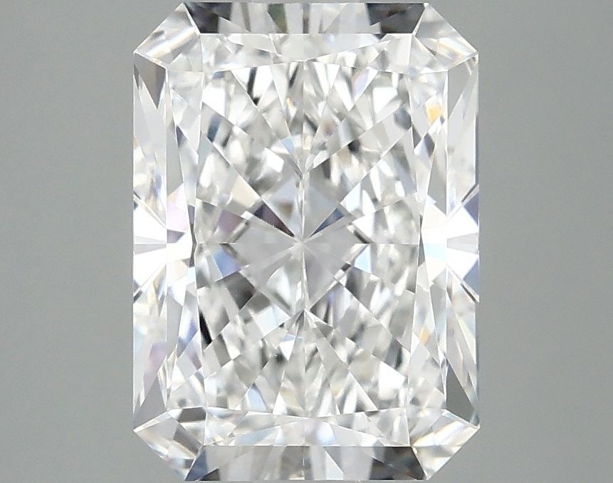 IGI Radiant 3.04ct E VVS2 - Loose Lab Diamond: IGI Radiant 3.04ct E VVS2 - Loose Lab Diamond Item Specifics: Source: This Is A Real Diamond Grown In A Lab Not Mined. Carat: 3.04 Cut: - Color: E Clarity: VVS2 Polish: EX Symmetry: EX Measurements: 9