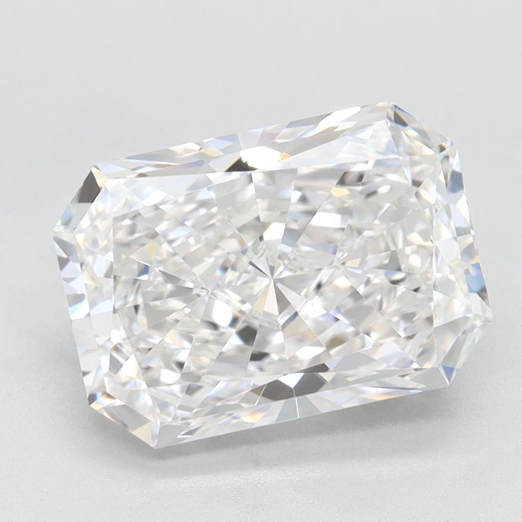IGI Radiant 3.0ct E IF - Loose Lab Diamond: IGI Radiant 3.0ct E IF - Loose Lab Diamond Item Specifics: Source: This Is A Real Diamond Grown In A Lab Not Mined. Carat: 3.0 Cut: - Color: E Clarity: IF Polish: EX Symmetry: EX Measurements: 10.11L 