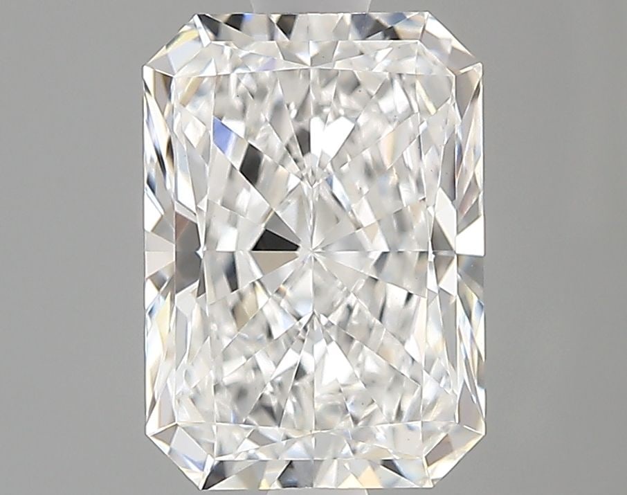 IGI Radiant 1.76ct E VVS2 - Loose Lab Diamond: IGI Radiant 1.76ct E VVS2 - Loose Lab Diamond Item Specifics: Source: This Is A Real Diamond Grown In A Lab Not Mined. Carat: 1.76 Cut: - Color: E Clarity: VVS2 Polish: EX Symmetry: EX Measurements: 8