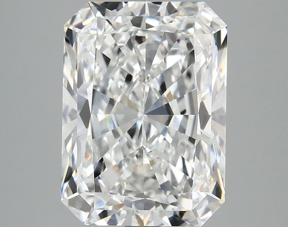 IGI Radiant 4.07ct E VVS2 - Loose Lab Diamond: IGI Radiant 4.07ct E VVS2 - Loose Lab Diamond Item Specifics: Source: This Is A Real Diamond Grown In A Lab Not Mined. Carat: 4.07 Cut: - Color: E Clarity: VVS2 Polish: EX Symmetry: EX Measurements: 1