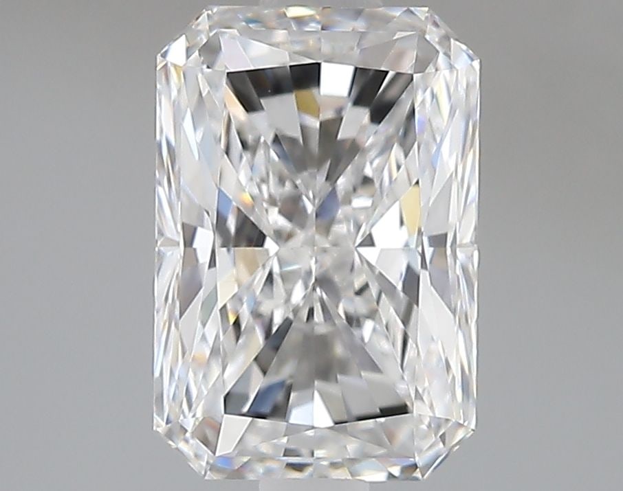 IGI Radiant 2.53ct E VVS2 - Loose Lab Diamond: IGI Radiant 2.53ct E VVS2 - Loose Lab Diamond Item Specifics: Source: This Is A Real Diamond Grown In A Lab Not Mined. Carat: 2.53 Cut: - Color: E Clarity: VVS2 Polish: EX Symmetry: EX Measurements: 9