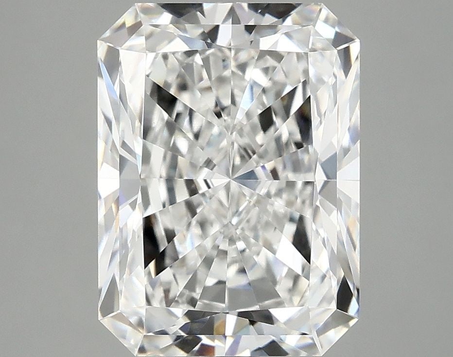 IGI Radiant 4.02ct E VVS2 - Loose Lab Diamond: IGI Radiant 4.02ct E VVS2 - Loose Lab Diamond Item Specifics: Source: This Is A Real Diamond Grown In A Lab Not Mined. Carat: 4.02 Cut: - Color: E Clarity: VVS2 Polish: EX Symmetry: EX Measurements: 1