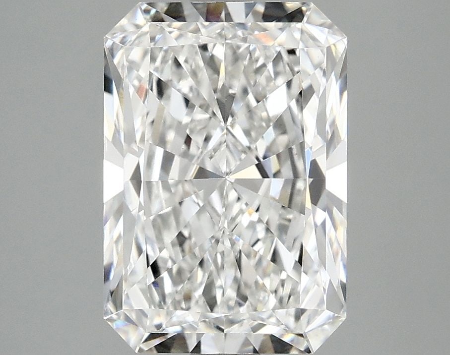 IGI Radiant 3.08ct E VVS2 - Loose Lab Diamond: IGI Radiant 3.08ct E VVS2 - Loose Lab Diamond Item Specifics: Source: This Is A Real Diamond Grown In A Lab Not Mined. Carat: 3.08 Cut: - Color: E Clarity: VVS2 Polish: EX Symmetry: EX Measurements: 1