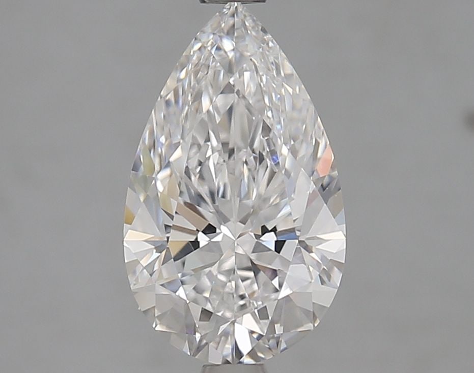 GIA Pear 2.2ct D VVS1 - Loose Lab Diamond: GIA Pear 2.2ct D VVS1 - Loose Lab Diamond Item Specifics: Source: This Is A Real Diamond Grown In A Lab Not Mined. Carat: 2.2 Cut: - Color: D Clarity: VVS1 Polish: EX Symmetry: EX Measurements: 11.82L