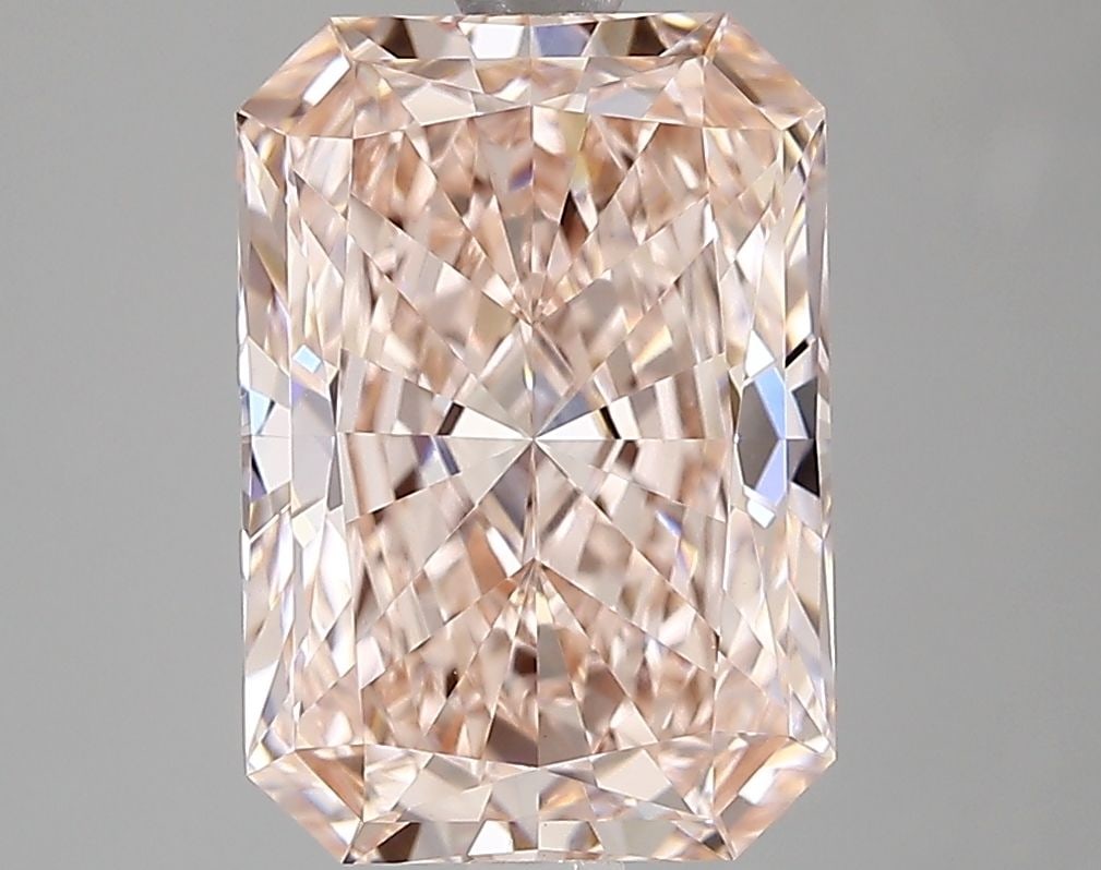 IGI Radiant 2.8ct Fancy Intense Pink VVS2 - Loose Lab Diamond: IGI Radiant 2.8ct Fancy Intense Pink VVS2 - Loose Lab Diamond Item Specifics: Source: This Is A Real Diamond Grown In A Lab Not Mined. Carat: 2.8 Cut: - Color: Fancy Intense Pink Clarity: VVS2 Polish: