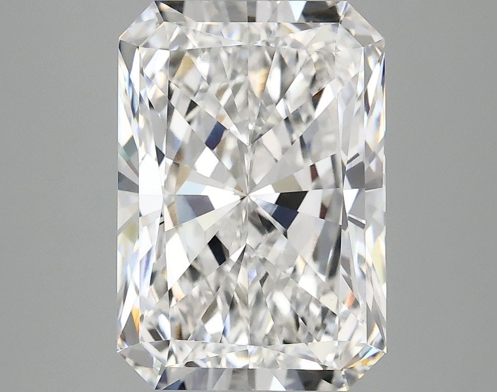IGI Radiant 4.09ct D VVS2 - Loose Lab Diamond: IGI Radiant 4.09ct D VVS2 - Loose Lab Diamond Item Specifics: Source: This Is A Real Diamond Grown In A Lab Not Mined. Carat: 4.09 Cut: - Color: D Clarity: VVS2 Polish: EX Symmetry: EX Measurements: 1