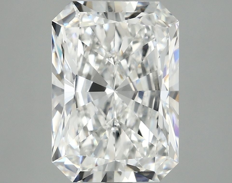 IGI Radiant 4.08ct E VVS2 - Loose Lab Diamond: IGI Radiant 4.08ct E VVS2 - Loose Lab Diamond Item Specifics: Source: This Is A Real Diamond Grown In A Lab Not Mined. Carat: 4.08 Cut: - Color: E Clarity: VVS2 Polish: EX Symmetry: EX Measurements: 1