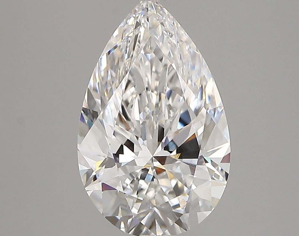 IGI Pear 2.31ct E VVS2 - Loose Lab Diamond: IGI Pear 2.31ct E VVS2 - Loose Lab Diamond Item Specifics: Source: This Is A Real Diamond Grown In A Lab Not Mined. Carat: 2.31 Cut: - Color: E Clarity: VVS2 Polish: EX Symmetry: EX Measurements: 11.6