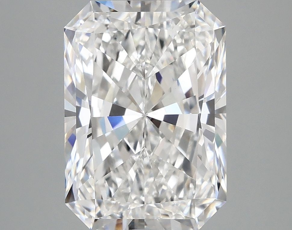 IGI Radiant 4.14ct E VVS2 - Loose Lab Diamond: IGI Radiant 4.14ct E VVS2 - Loose Lab Diamond Item Specifics: Source: This Is A Real Diamond Grown In A Lab Not Mined. Carat: 4.14 Cut: - Color: E Clarity: VVS2 Polish: EX Symmetry: EX Measurements: 1