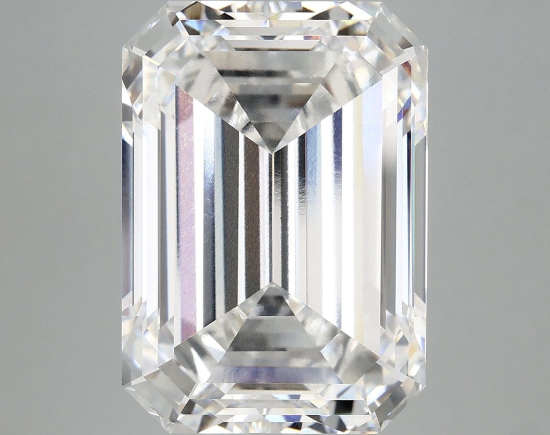 IGI Emerald 13.05ct E VVS2 - Loose Lab Diamond: IGI Emerald 13.05ct E VVS2 - Loose Lab Diamond Item Specifics: Source: This Is A Real Diamond Grown In A Lab Not Mined. Carat: 13.05 Cut: - Color: E Clarity: VVS2 Polish: EX Symmetry: EX Measurements: