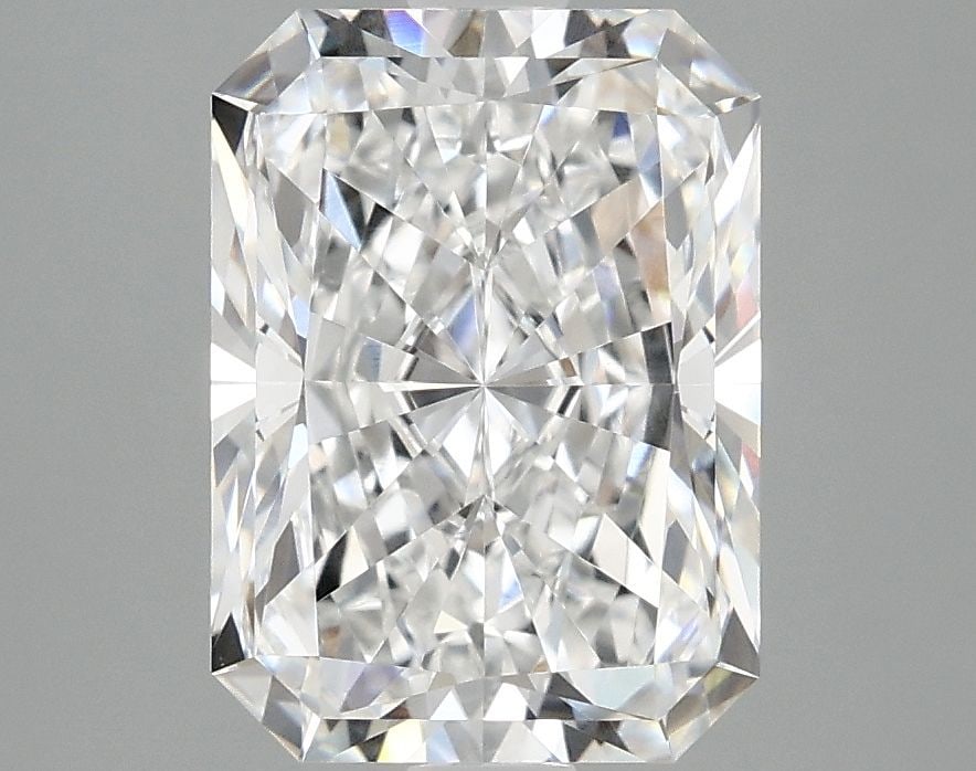 IGI Radiant 3.07ct E VVS2 - Loose Lab Diamond: IGI Radiant 3.07ct E VVS2 - Loose Lab Diamond Item Specifics: Source: This Is A Real Diamond Grown In A Lab Not Mined. Carat: 3.07 Cut: - Color: E Clarity: VVS2 Polish: EX Symmetry: EX Measurements: 9