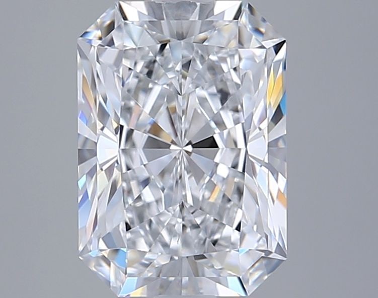 GIA Radiant 2.8ct D VVS2 - Loose Lab Diamond: GIA Radiant 2.8ct D VVS2 - Loose Lab Diamond Item Specifics: Source: This Is A Real Diamond Grown In A Lab Not Mined. Carat: 2.8 Cut: - Color: D Clarity: VVS2 Polish: EX Symmetry: EX Measurements: 9.8
