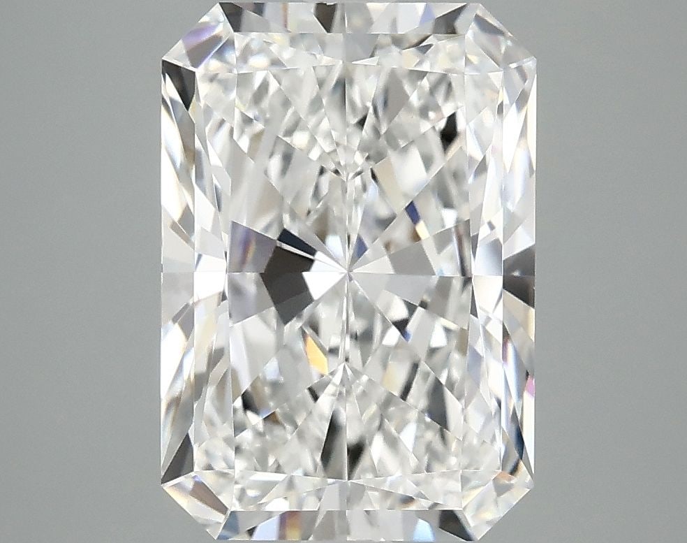 IGI Radiant 4.18ct E VVS2 - Loose Lab Diamond: IGI Radiant 4.18ct E VVS2 - Loose Lab Diamond Item Specifics: Source: This Is A Real Diamond Grown In A Lab Not Mined. Carat: 4.18 Cut: - Color: E Clarity: VVS2 Polish: EX Symmetry: EX Measurements: 1