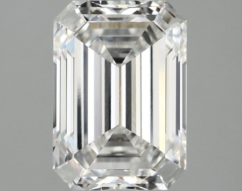 IGI Emerald 2.59ct E VVS2 - Loose Lab Diamond: IGI Emerald 2.59ct E VVS2 - Loose Lab Diamond Item Specifics: Source: This Is A Real Diamond Grown In A Lab Not Mined. Carat: 2.59 Cut: - Color: E Clarity: VVS2 Polish: EX Symmetry: EX Measurements: 9