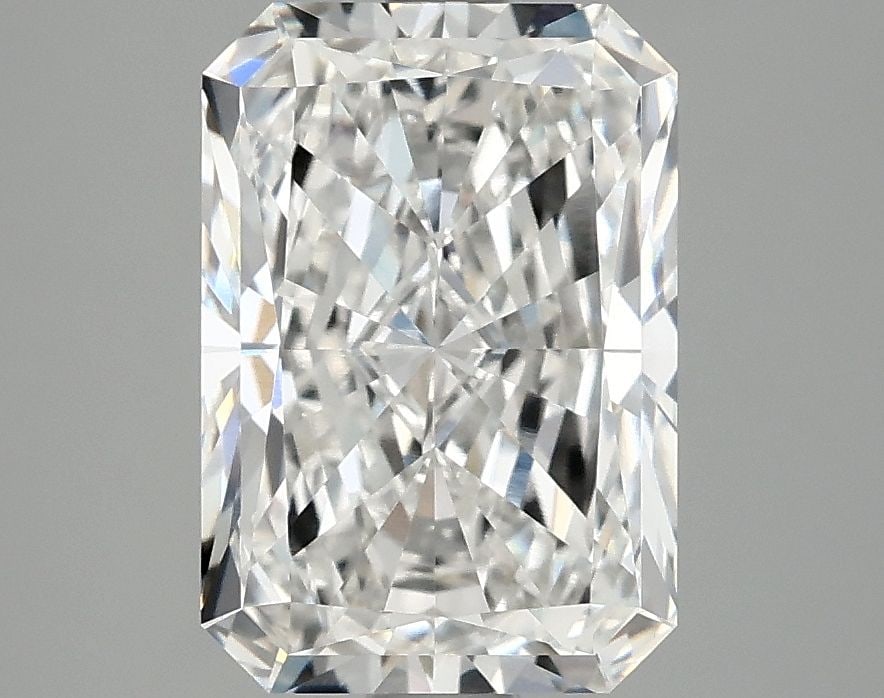 IGI Radiant 3.08ct E VVS2 - Loose Lab Diamond: IGI Radiant 3.08ct E VVS2 - Loose Lab Diamond Item Specifics: Source: This Is A Real Diamond Grown In A Lab Not Mined. Carat: 3.08 Cut: - Color: E Clarity: VVS2 Polish: EX Symmetry: EX Measurements: 1