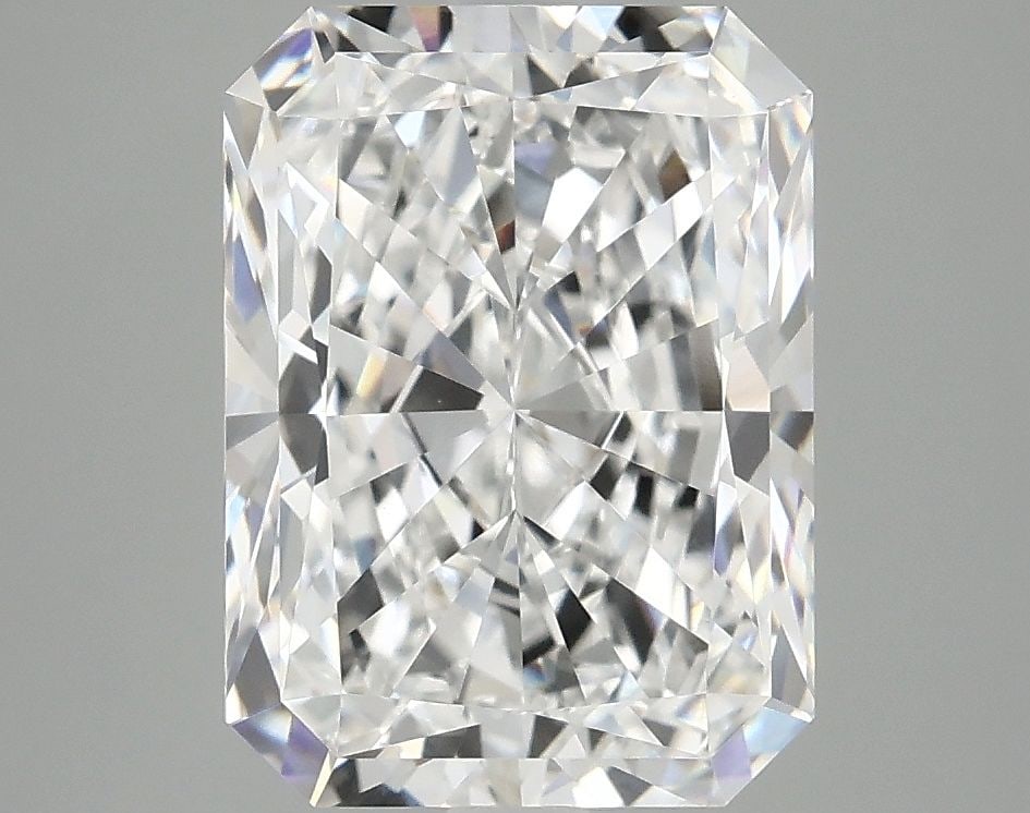 IGI Radiant 4.19ct E VVS2 - Loose Lab Diamond: IGI Radiant 4.19ct E VVS2 - Loose Lab Diamond Item Specifics: Source: This Is A Real Diamond Grown In A Lab Not Mined. Carat: 4.19 Cut: - Color: E Clarity: VVS2 Polish: EX Symmetry: EX Measurements: 1