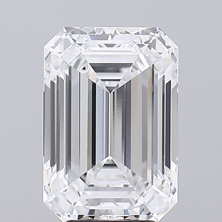 GIA Emerald 4.57ct E VVS2 - Loose Lab Diamond: GIA Emerald 4.57ct E VVS2 - Loose Lab Diamond Item Specifics: Source: This Is A Real Diamond Grown In A Lab Not Mined. Carat: 4.57 Cut: - Color: E Clarity: VVS2 Polish: EX Symmetry: EX Measurements: 1