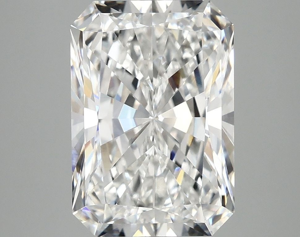 IGI Radiant 4.18ct E VVS2 - Loose Lab Diamond: IGI Radiant 4.18ct E VVS2 - Loose Lab Diamond Item Specifics: Source: This Is A Real Diamond Grown In A Lab Not Mined. Carat: 4.18 Cut: - Color: E Clarity: VVS2 Polish: EX Symmetry: EX Measurements: