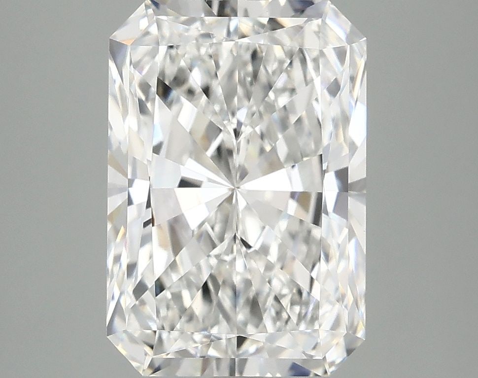 IGI Radiant 3.84ct E VVS2 - Loose Lab Diamond: IGI Radiant 3.84ct E VVS2 - Loose Lab Diamond Item Specifics: Source: This Is A Real Diamond Grown In A Lab Not Mined. Carat: 3.84 Cut: - Color: E Clarity: VVS2 Polish: EX Symmetry: EX Measurements: 1