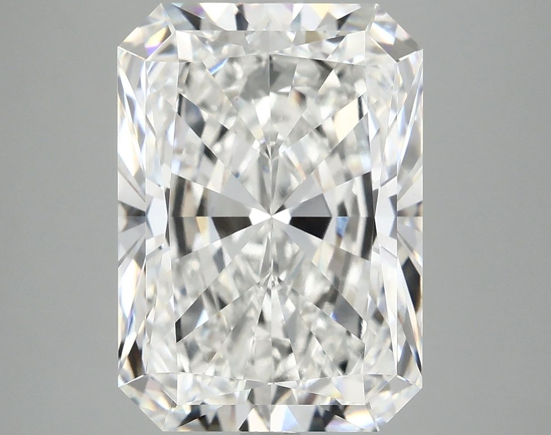 IGI Radiant 7.99ct E VVS2 - Loose Lab Diamond: IGI Radiant 7.99ct E VVS2 - Loose Lab Diamond Item Specifics: Source: This Is A Real Diamond Grown In A Lab Not Mined. Carat: 7.99 Cut: - Color: E Clarity: VVS2 Polish: EX Symmetry: EX Measurements: 1