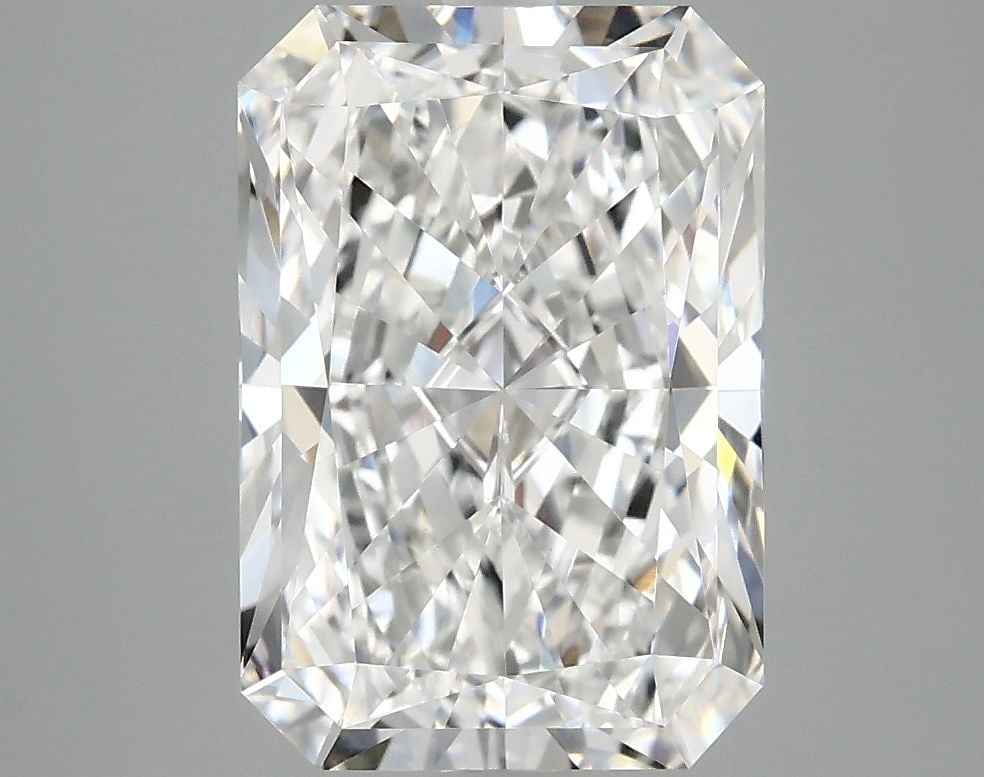 IGI Radiant 4.14ct E VVS2 - Loose Lab Diamond: IGI Radiant 4.14ct E VVS2 - Loose Lab Diamond Item Specifics: Source: This Is A Real Diamond Grown In A Lab Not Mined. Carat: 4.14 Cut: - Color: E Clarity: VVS2 Polish: EX Symmetry: EX Measurements: 1