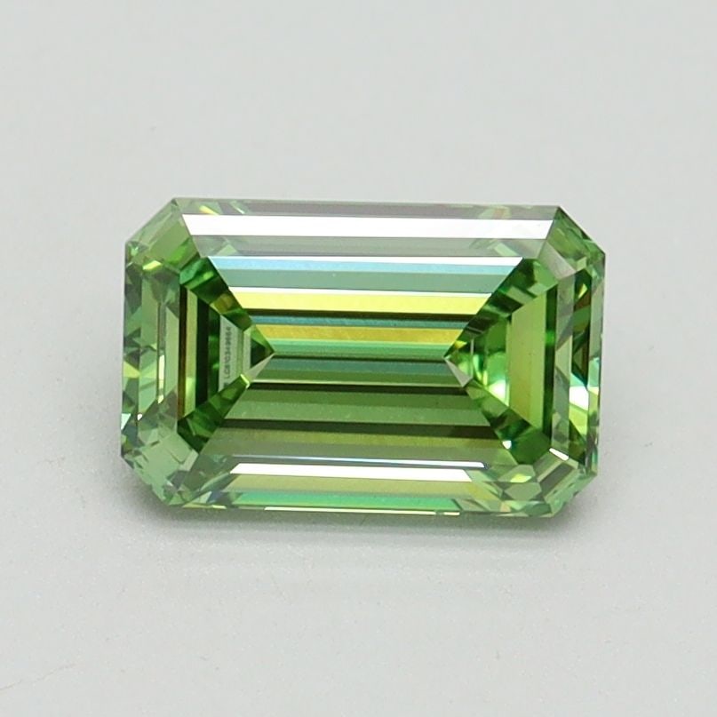 IGI Emerald 1.04ct Fancy Vivid Green VVS2 - Loose Lab Diamond: IGI Emerald 1.04ct Fancy Vivid Green VVS2 - Loose Lab Diamond Item Specifics: Source: This Is A Real Diamond Grown In A Lab Not Mined. Carat: 1.04 Cut: - Color: Fancy Vivid Green Clarity: VVS2 Polish: