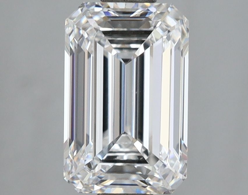 IGI Emerald 1.99ct D VVS1 - Loose Lab Diamond: IGI Emerald 1.99ct D VVS1 - Loose Lab Diamond Item Specifics: Source: This Is A Real Diamond Grown In A Lab Not Mined. Carat: 1.99 Cut: - Color: D Clarity: VVS1 Polish: EX Symmetry: VG Measurements: 8