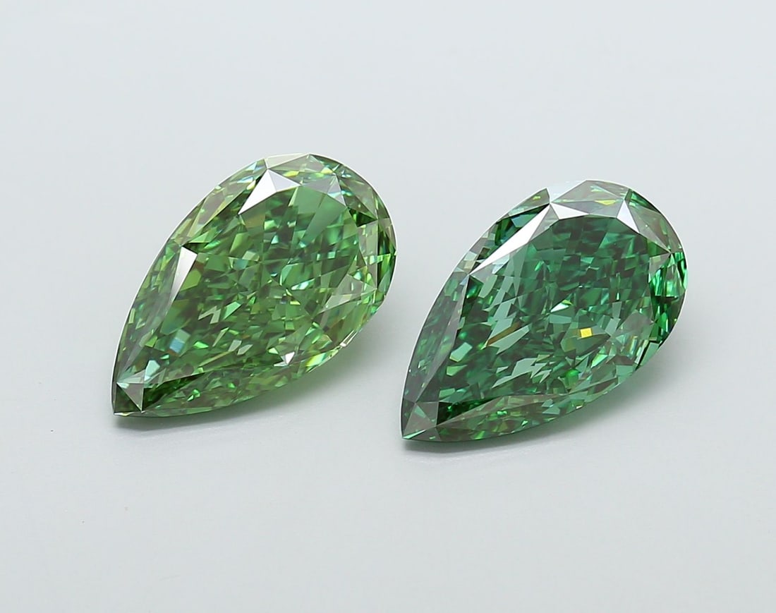 IGI Pear 5.01ct Fancy Vivid Green VVS2 - Loose Lab Diamond (1 of 1)