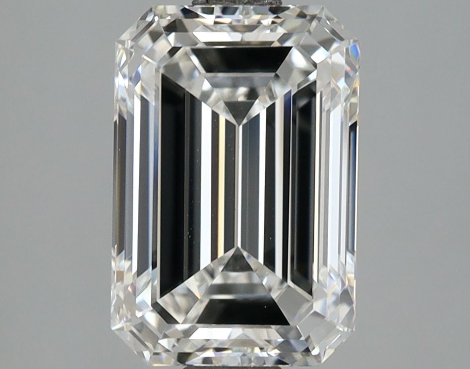 IGI Emerald 3.1ct E VVS2 - Loose Lab Diamond: IGI Emerald 3.1ct E VVS2 - Loose Lab Diamond Item Specifics: Source: This Is A Real Diamond Grown In A Lab Not Mined. Carat: 3.1 Cut: - Color: E Clarity: VVS2 Polish: EX Symmetry: EX Measurements: 9.9