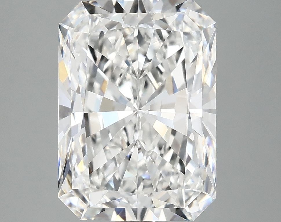 IGI Radiant 4.18ct D VVS2 - Loose Lab Diamond: IGI Radiant 4.18ct D VVS2 - Loose Lab Diamond Item Specifics: Source: This Is A Real Diamond Grown In A Lab Not Mined. Carat: 4.18 Cut: - Color: D Clarity: VVS2 Polish: EX Symmetry: EX Measurements: