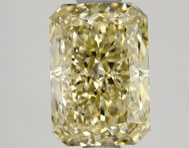 IGI Radiant 1.58ct Fancy Yellow VVS2 - Loose Lab Diamond: IGI Radiant 1.58ct Fancy Yellow VVS2 - Loose Lab Diamond Item Specifics: Source: This Is A Real Diamond Grown In A Lab Not Mined. Carat: 1.58 Cut: - Color: Fancy Yellow Clarity: VVS2 Polish: EX Symmet