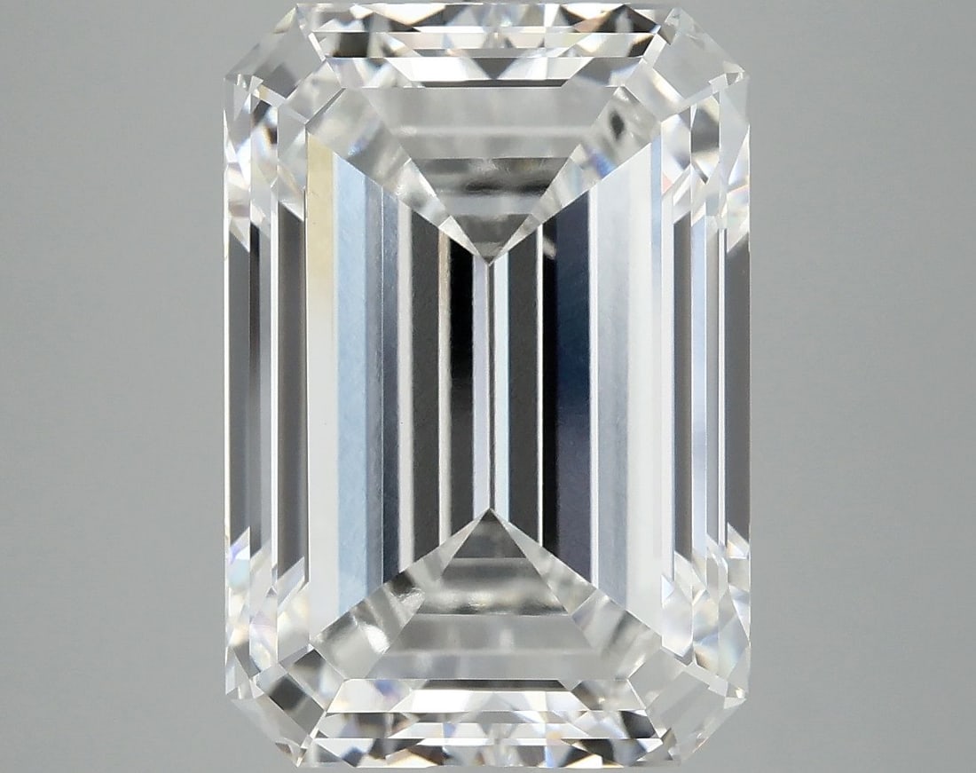 IGI Emerald 10.33ct E VVS2 - Loose Lab Diamond: IGI Emerald 10.33ct E VVS2 - Loose Lab Diamond Item Specifics: Source: This Is A Real Diamond Grown In A Lab Not Mined. Carat: 10.33 Cut: - Color: E Clarity: VVS2 Polish: EX Symmetry: EX Measurements: