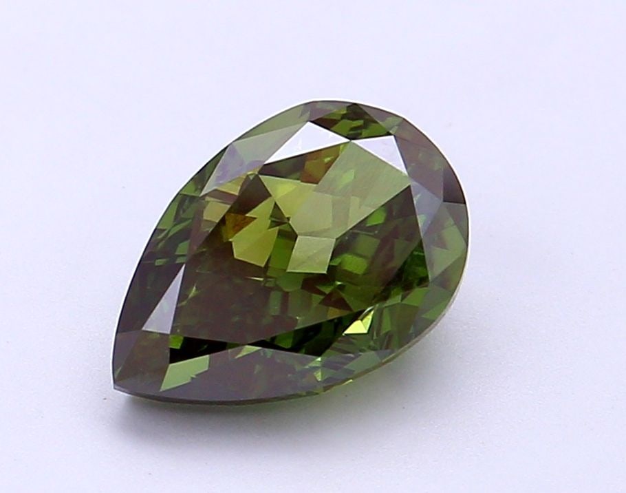 IGI Pear 2.52ct Fancy Vivid Green VVS2 - Loose Lab Diamond: IGI Pear 2.52ct Fancy Vivid Green VVS2 - Loose Lab Diamond Item Specifics: Source: This Is A Real Diamond Grown In A Lab Not Mined. Carat: 2.52 Cut: - Color: Fancy Vivid Green Clarity: VVS2 Polish: EX