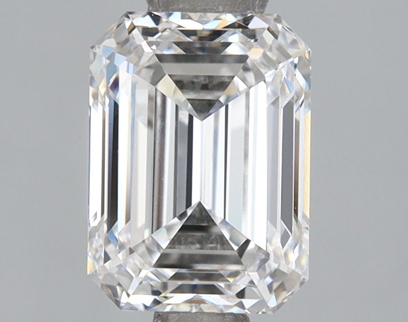 IGI Emerald 1.63ct D IF - Loose Lab Diamond: IGI Emerald 1.63ct D IF - Loose Lab Diamond Item Specifics: Source: This Is A Real Diamond Grown In A Lab Not Mined. Carat: 1.63 Cut: - Color: D Clarity: IF Polish: EX Symmetry: EX Measurements: 7.61L