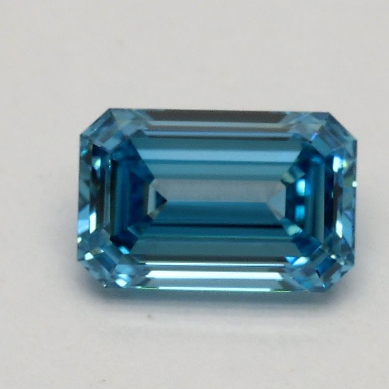 IGI Emerald 0.8ct Fancy Vivid Blue VVS2 - Loose Lab Diamond: IGI Emerald 0.8ct Fancy Vivid Blue VVS2 - Loose Lab Diamond Item Specifics: Source: This Is A Real Diamond Grown In A Lab Not Mined. Carat: 0.8 Cut: - Color: Fancy Vivid Blue Clarity: VVS2 Polish: EX 
