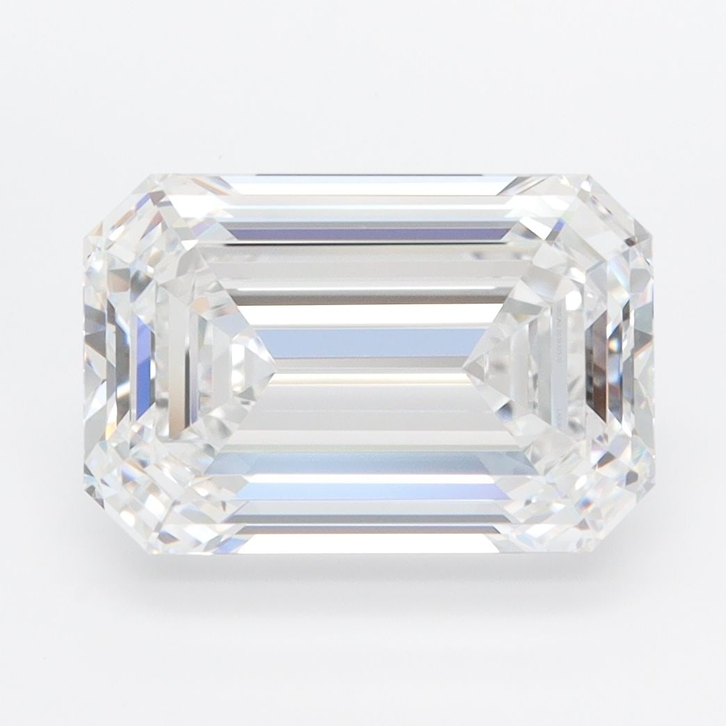GIA Emerald 4.28ct E VVS1 - Loose Lab Diamond: GIA Emerald 4.28ct E VVS1 - Loose Lab Diamond Item Specifics: Source: This Is A Real Diamond Grown In A Lab Not Mined. Carat: 4.28 Cut: - Color: E Clarity: VVS1 Polish: EX Symmetry: EX Measurements: 1