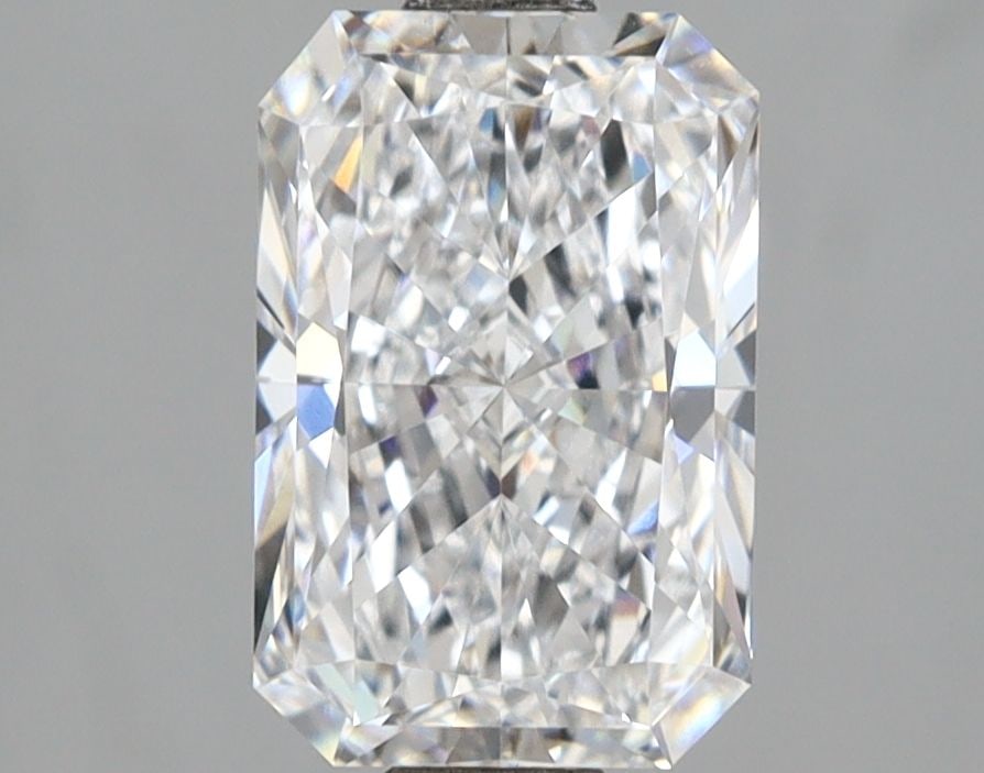 IGI Radiant 2.07ct D VVS2 - Loose Lab Diamond: IGI Radiant 2.07ct D VVS2 - Loose Lab Diamond Item Specifics: Source: This Is A Real Diamond Grown In A Lab Not Mined. Carat: 2.07 Cut: - Color: D Clarity: VVS2 Polish: EX Symmetry: EX Measurements: