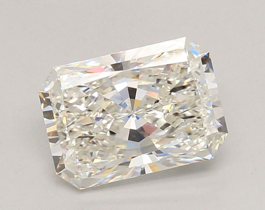 IGI Radiant 2.52ct G VVS2 - Loose Lab Diamond: IGI Radiant 2.52ct G VVS2 - Loose Lab Diamond Item Specifics: Source: This Is A Real Diamond Grown In A Lab Not Mined. Carat: 2.52 Cut: - Color: G Clarity: VVS2 Polish: EX Symmetry: EX Measurements: 9