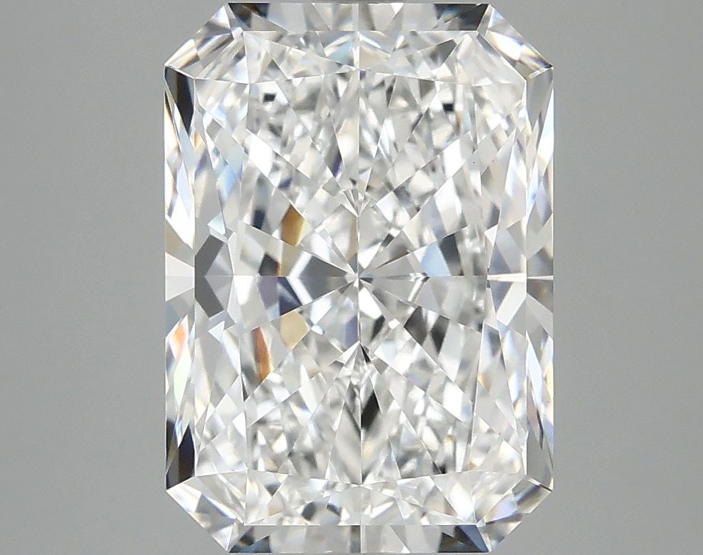 IGI Radiant 4.08ct D VVS2 - Loose Lab Diamond: IGI Radiant 4.08ct D VVS2 - Loose Lab Diamond Item Specifics: Source: This Is A Real Diamond Grown In A Lab Not Mined. Carat: 4.08 Cut: - Color: D Clarity: VVS2 Polish: EX Symmetry: EX Measurements: 1