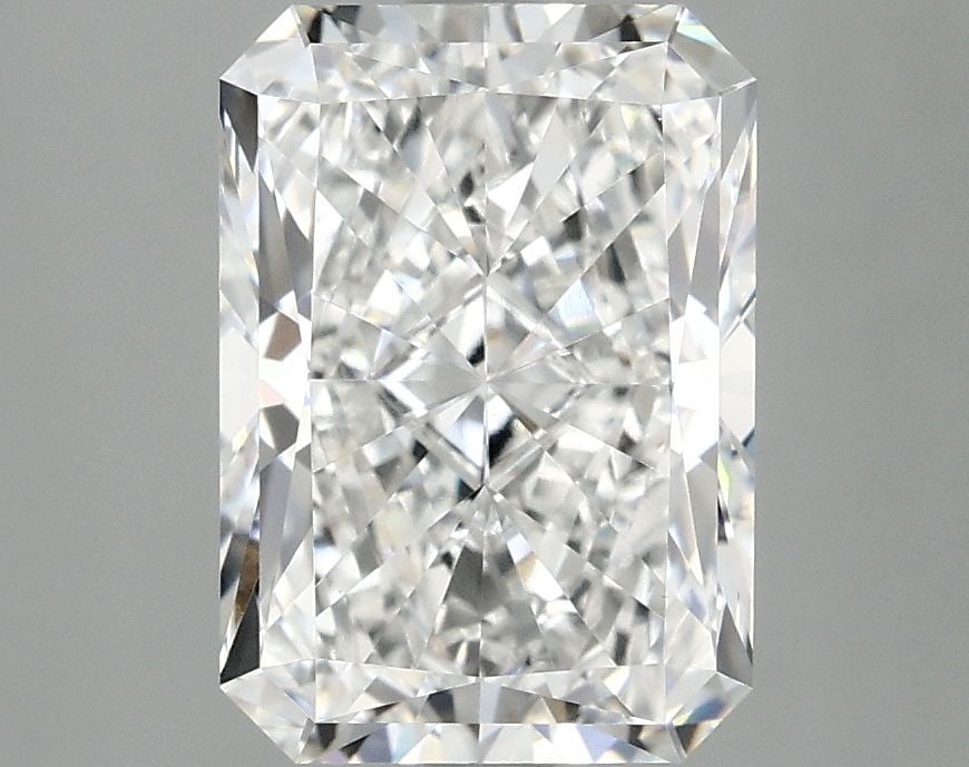 IGI Radiant 2.97ct E VVS2 - Loose Lab Diamond: IGI Radiant 2.97ct E VVS2 - Loose Lab Diamond Item Specifics: Source: This Is A Real Diamond Grown In A Lab Not Mined. Carat: 2.97 Cut: - Color: E Clarity: VVS2 Polish: EX Symmetry: EX Measurements: 1