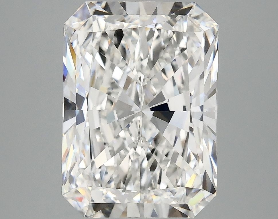 IGI Radiant 4.05ct E VVS2 - Loose Lab Diamond: IGI Radiant 4.05ct E VVS2 - Loose Lab Diamond Item Specifics: Source: This Is A Real Diamond Grown In A Lab Not Mined. Carat: 4.05 Cut: - Color: E Clarity: VVS2 Polish: EX Symmetry: EX Measurements: 1
