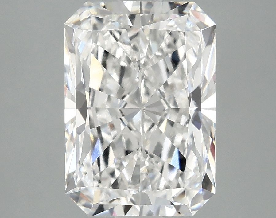 IGI Radiant 3.1ct E VVS2 - Loose Lab Diamond: IGI Radiant 3.1ct E VVS2 - Loose Lab Diamond Item Specifics: Source: This Is A Real Diamond Grown In A Lab Not Mined. Carat: 3.1 Cut: - Color: E Clarity: VVS2 Polish: EX Symmetry: EX Measurements: 10.