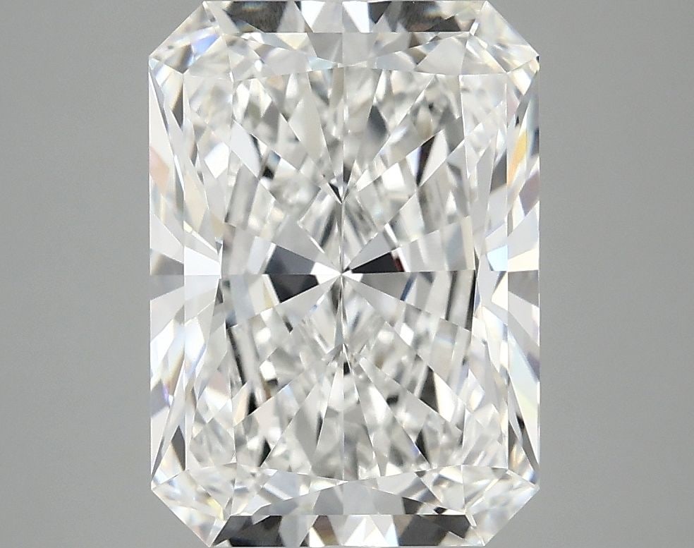 IGI Radiant 4.1ct E VVS2 - Loose Lab Diamond: IGI Radiant 4.1ct E VVS2 - Loose Lab Diamond Item Specifics: Source: This Is A Real Diamond Grown In A Lab Not Mined. Carat: 4.1 Cut: - Color: E Clarity: VVS2 Polish: EX Symmetry: EX Measurements: 11.